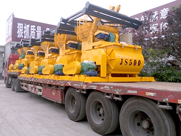 Недавно компания Jianxin Machinery отправила в Чунцин 7 форсированных бетоносмесителей